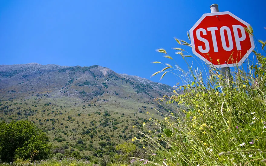 Stop!